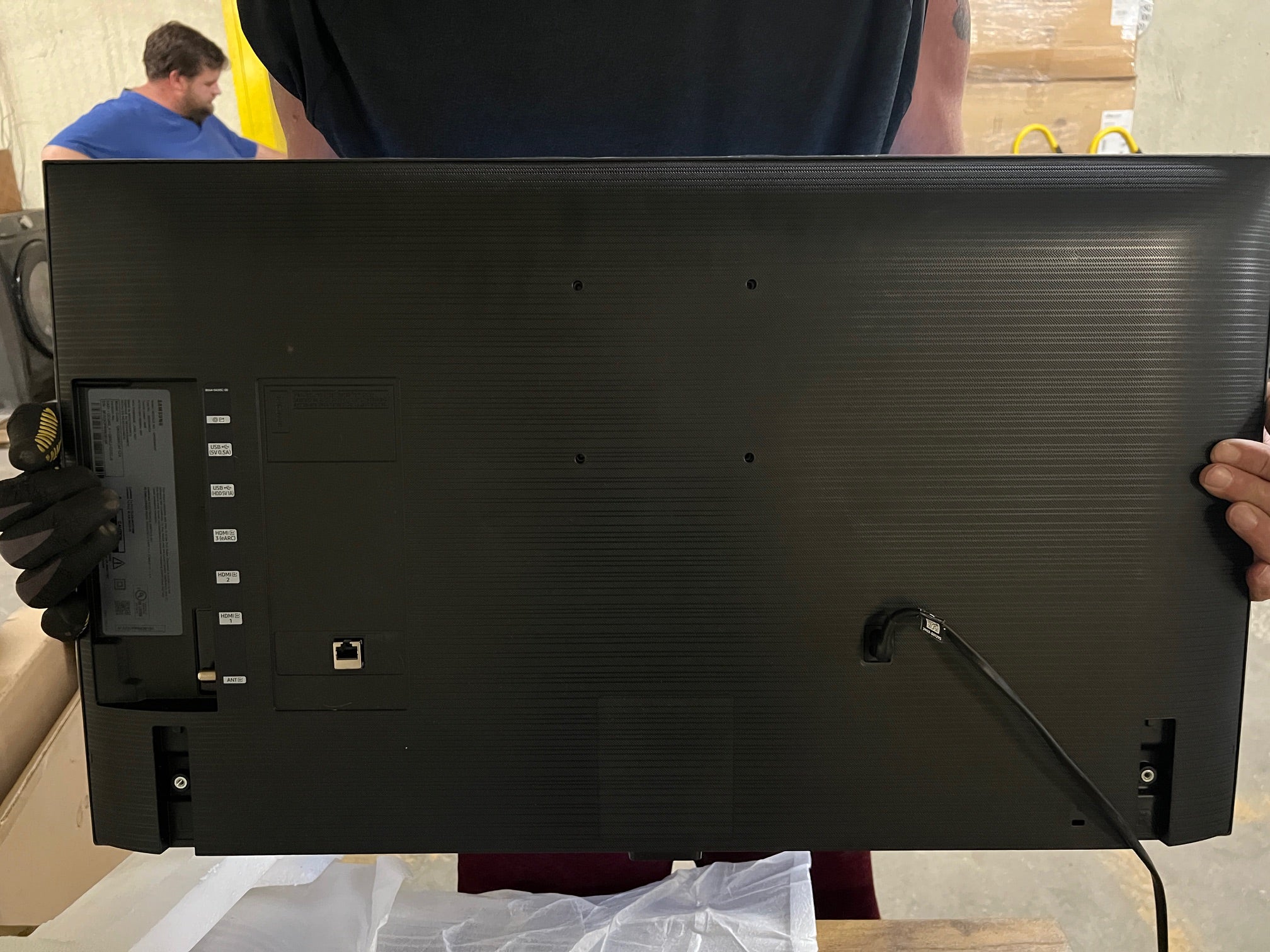 SAMSUNG 32" Class Q60C QLED 4K Smart TV 2023